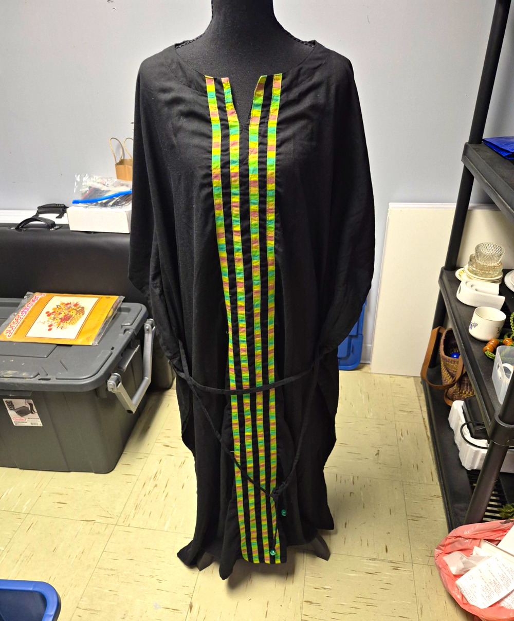 La Leela Black Colorblock Embroidered Long Sleeve Kaftan Maxi Dress One Size